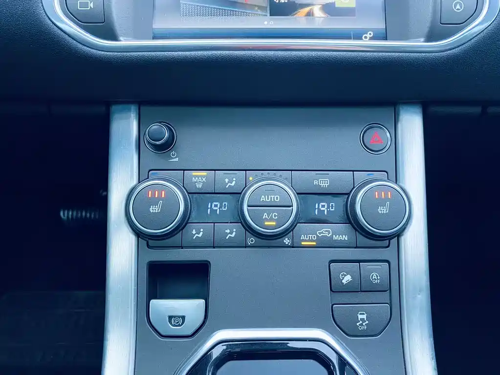 Land Rover Evoque 2018 — фото 13