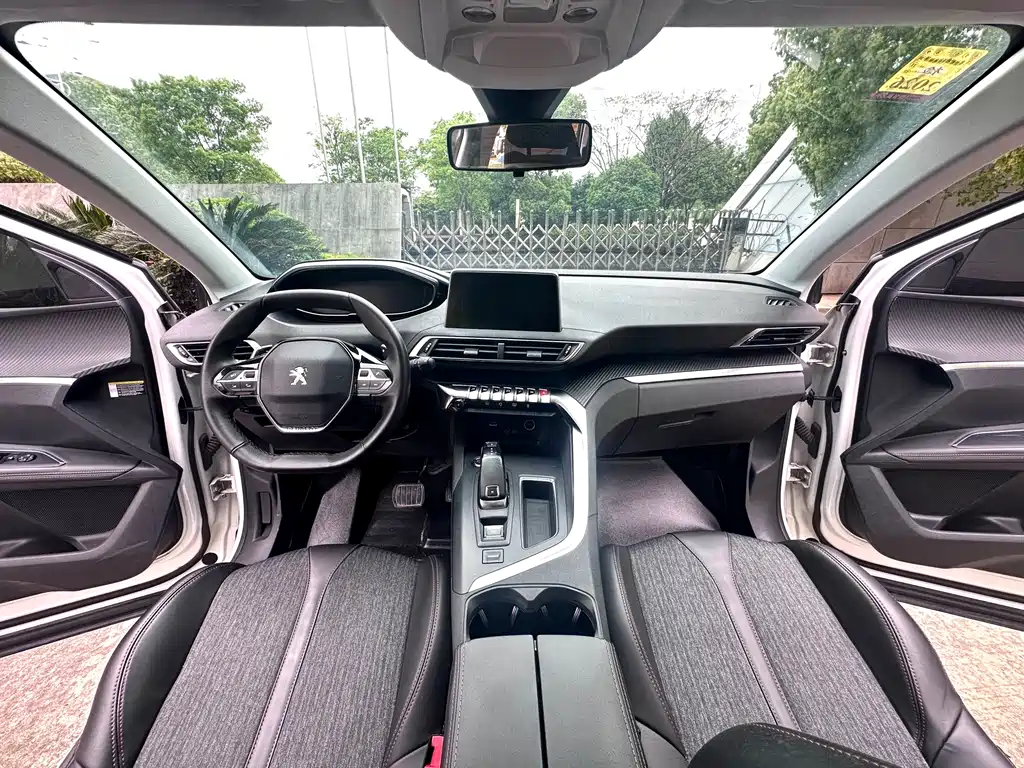 Peugeot 5008 2019 — фото 16