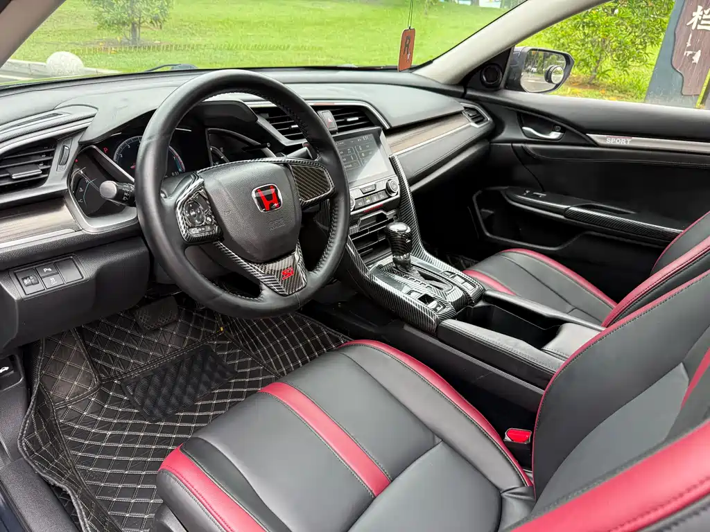 Honda Civic 2019 — фото 13