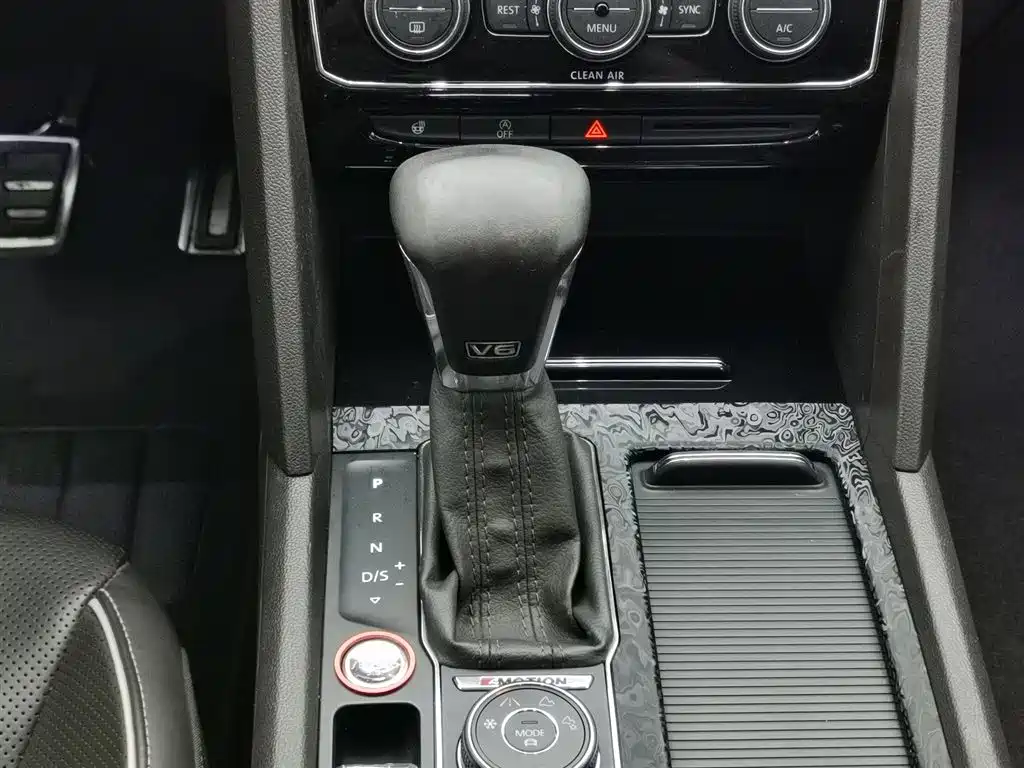 Volkswagen Teramont 2018 — фото 13