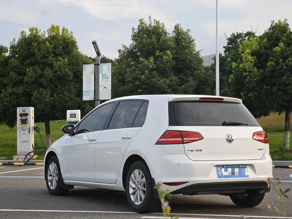 Volkswagen Golf 2014