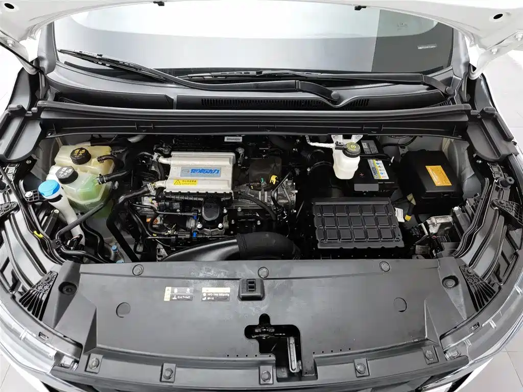 GAC Motor Trumpchi M6 2024 — фото 6