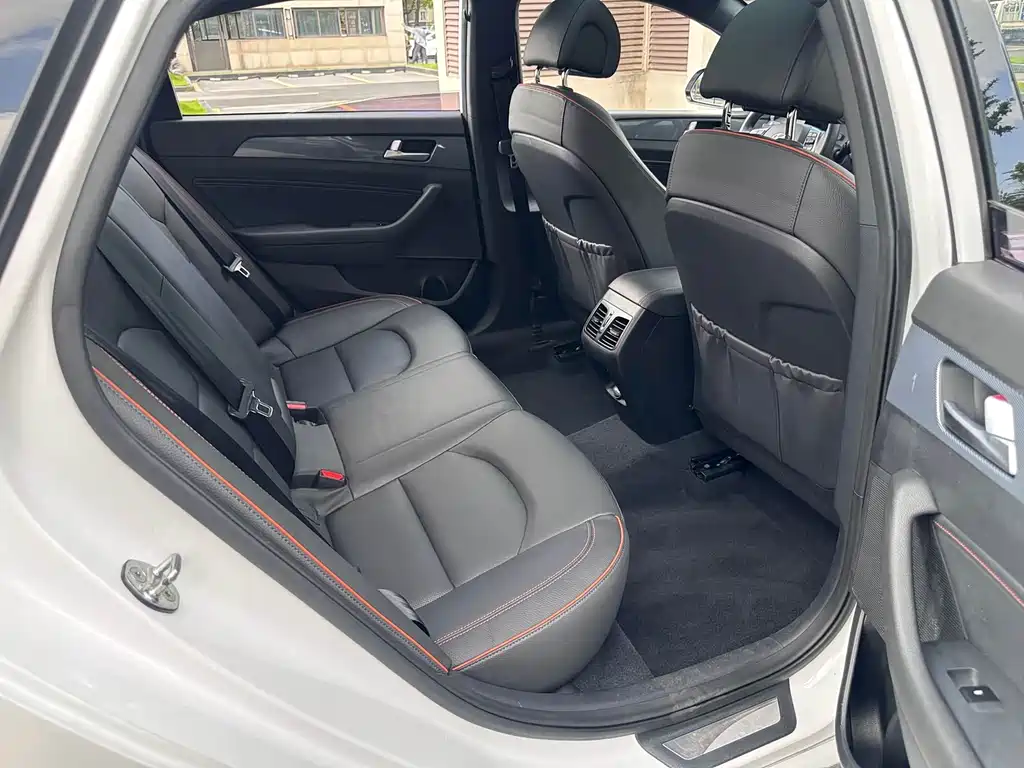 Hyundai Sonata 2015 — фото 10