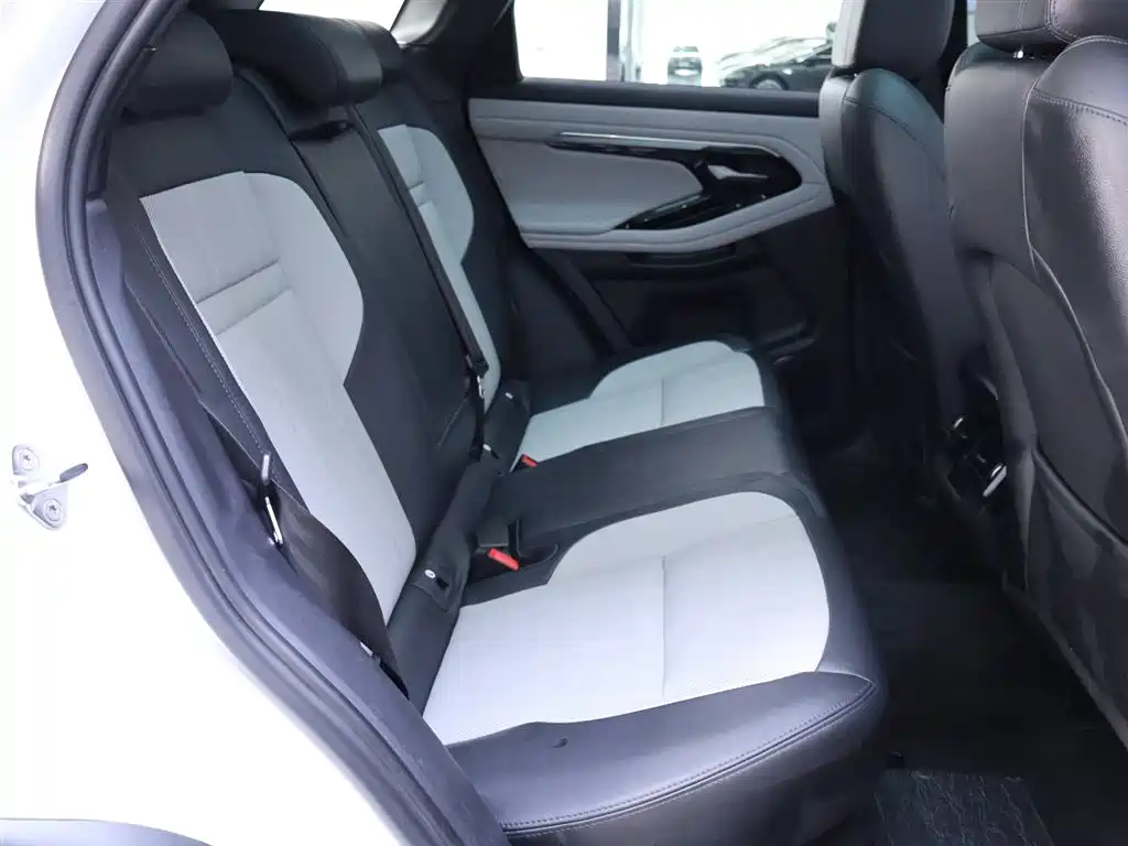 Land Rover Evoque 2021 — фото 22