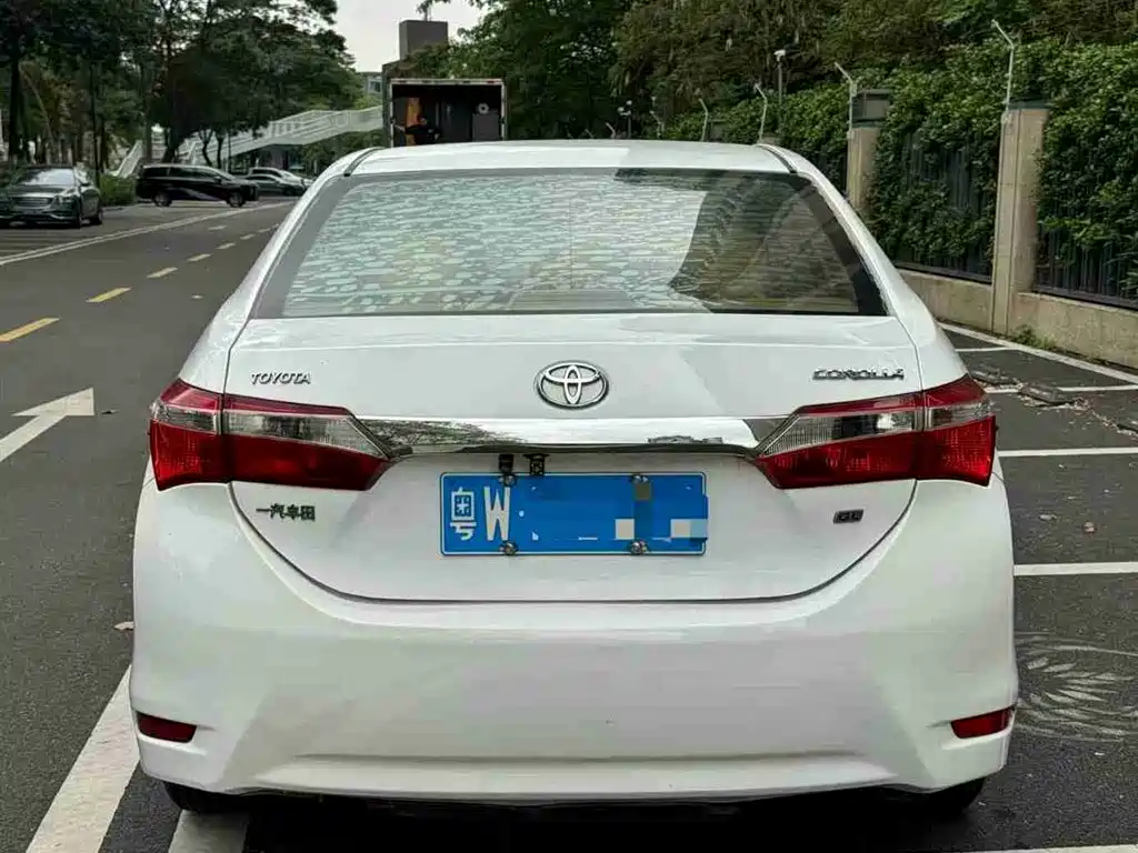 Toyota Corolla 2016 — фото 5