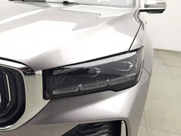 Geely Xingyue L 2025