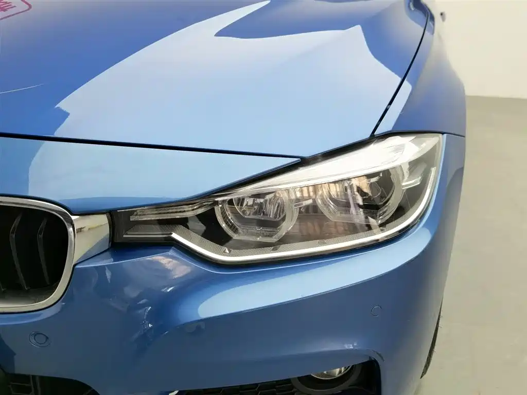 BMW 3 Series 2017 — фото 7