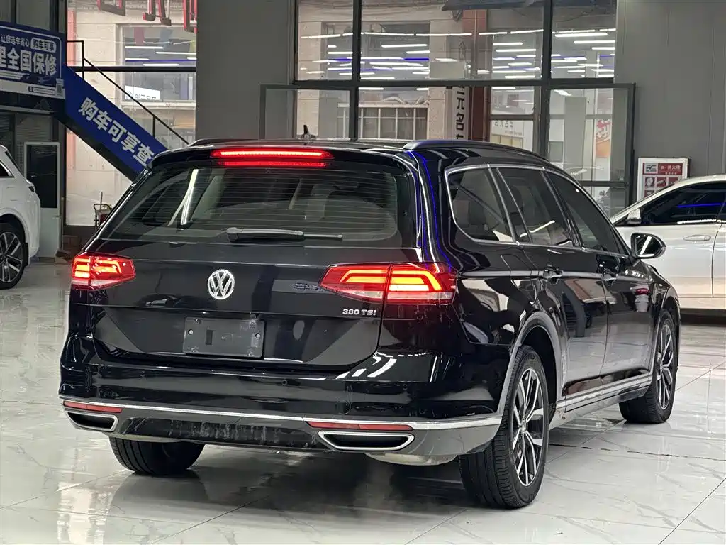 Volkswagen Viloran 2018 — фото 6