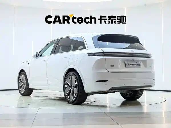 Li Auto L7 2025