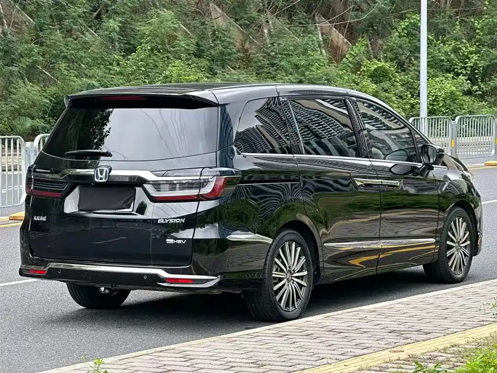 Honda Elysion 2022 — фото 4