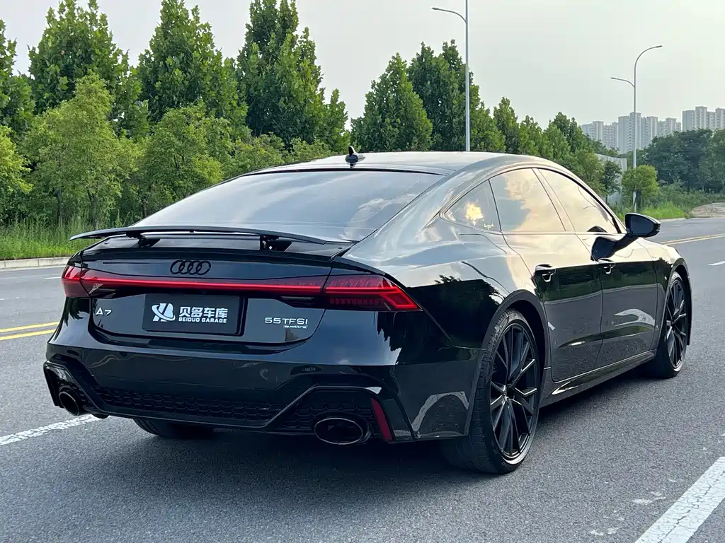 Audi A7 2023 — фото 7