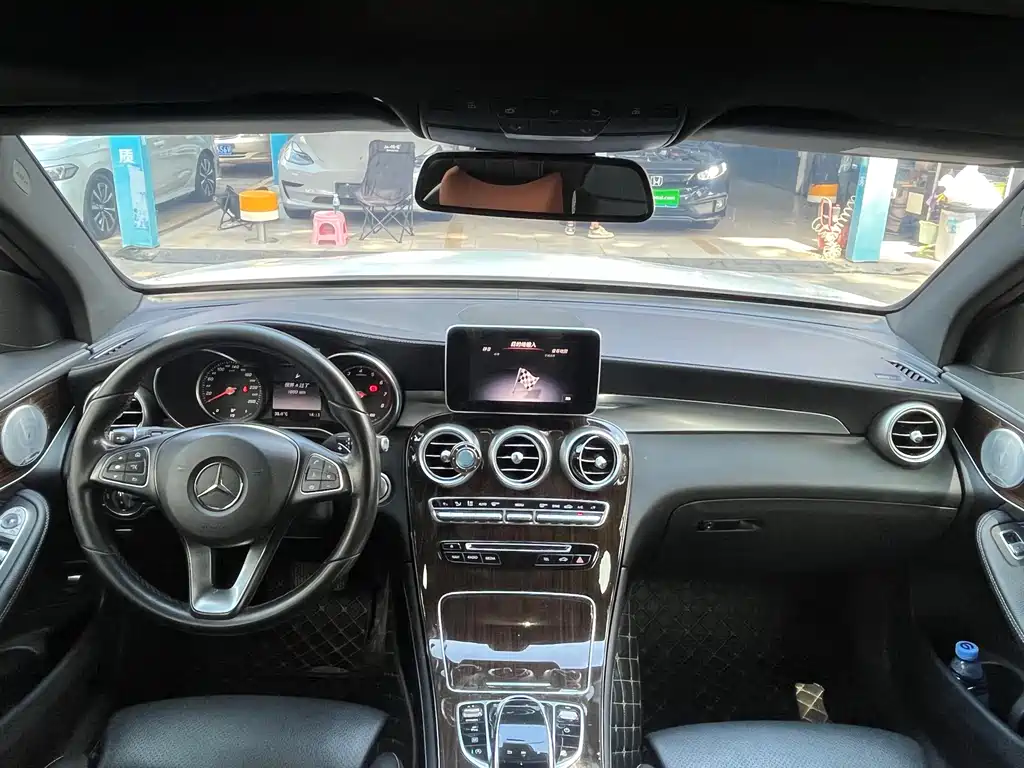 Mercedes-Benz GLC 2018