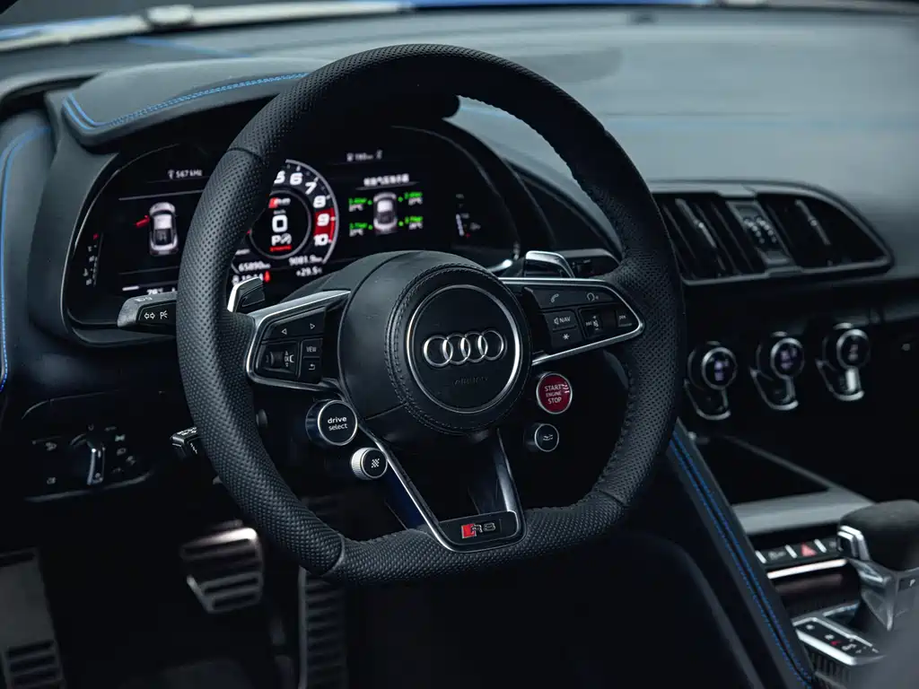 Audi R8 2018 — фото 12