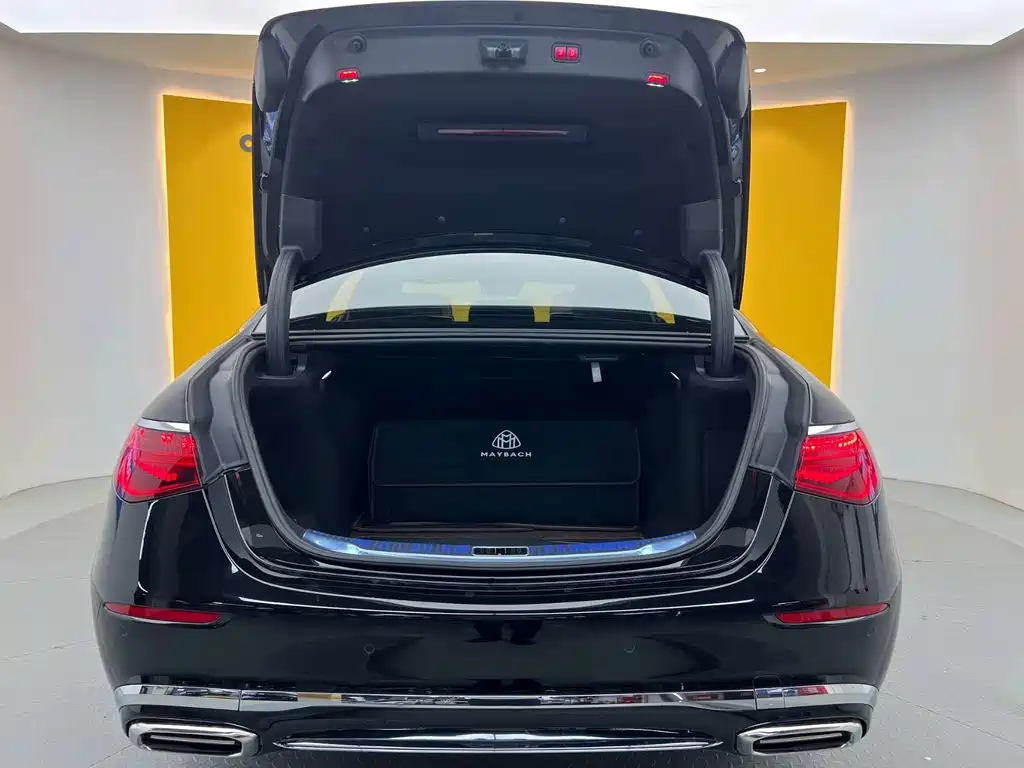 Mercedes-Benz Maybach S-Class 2022 — фото 35