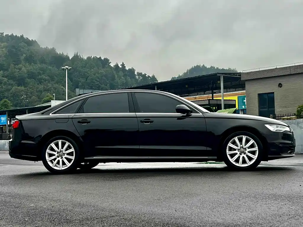 Audi A6L 2018 — фото 17