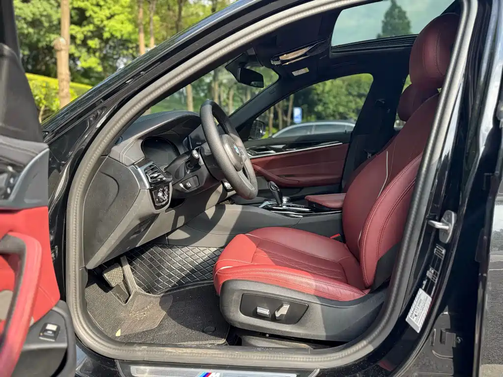 BMW 5 Series 2022