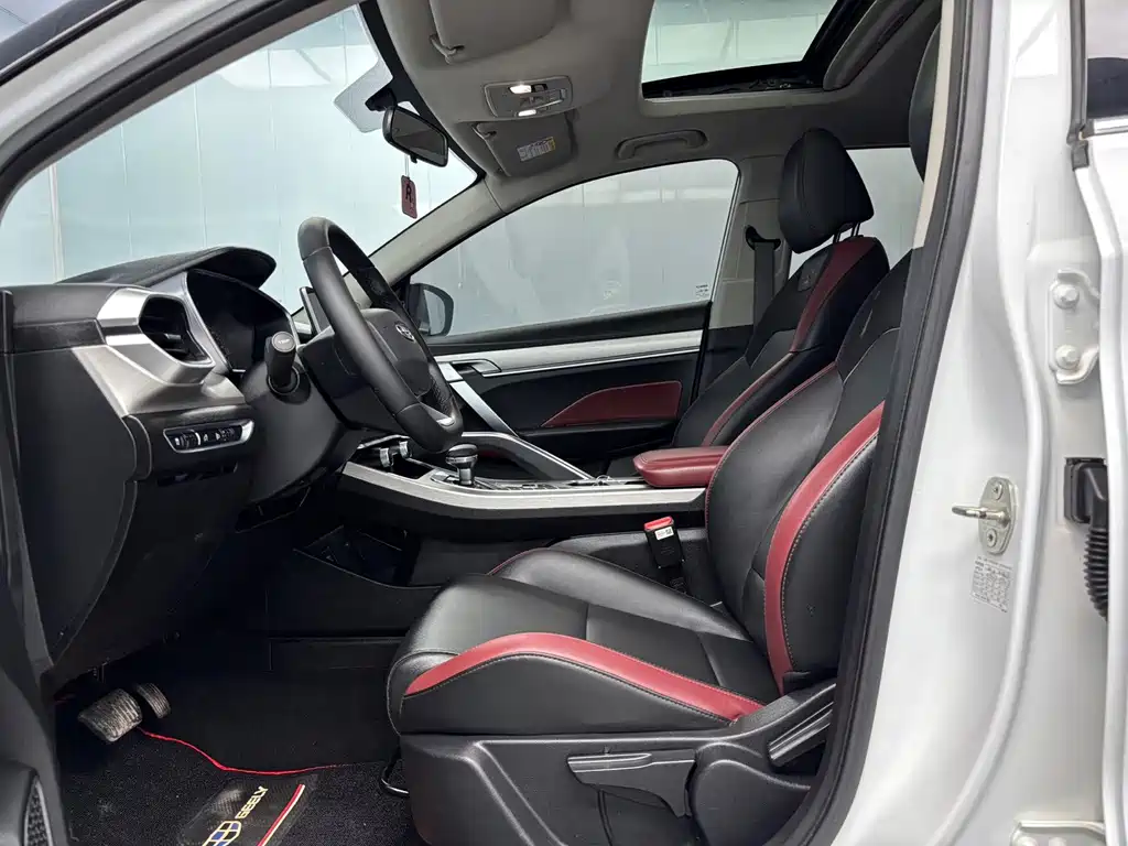 Geely Binyue 2022