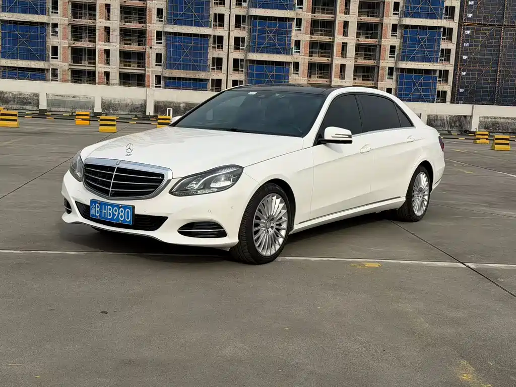 Mercedes-Benz E-Class 2014 — фото 1