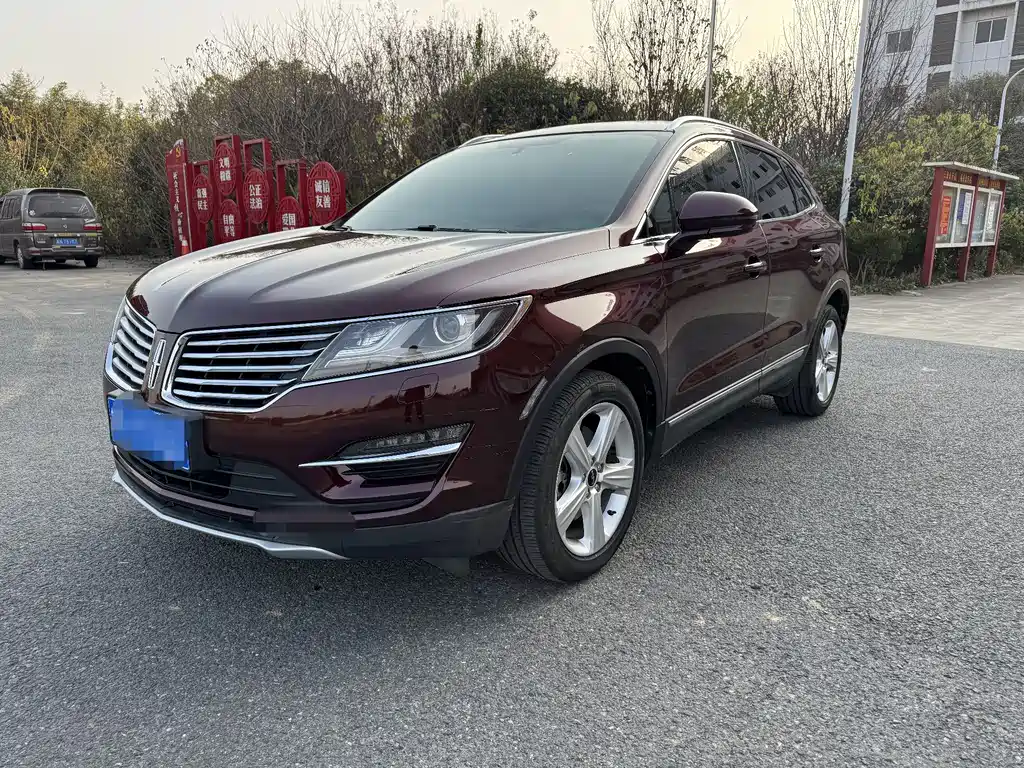 Lincoln MKC 2018 — фото 1