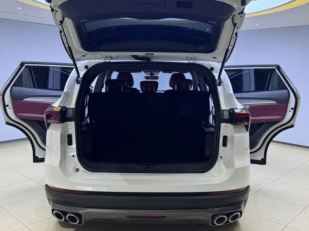 Jetour X70 PLUS 2023 — фото 13
