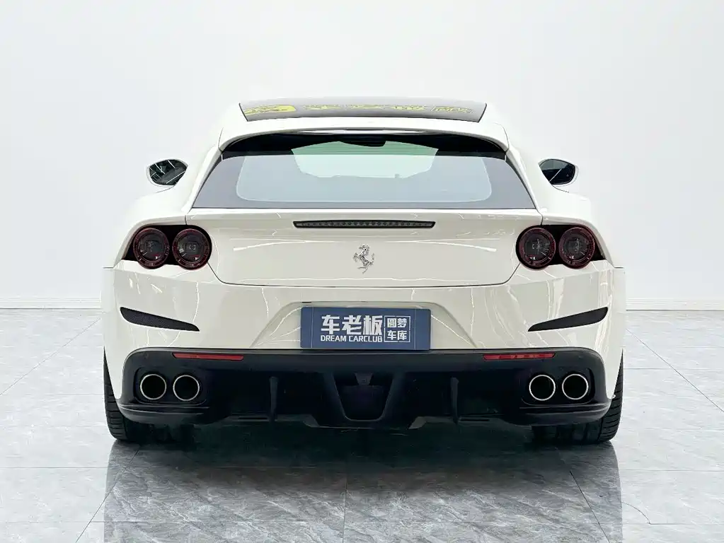 Ferrari GTC4Lusso 2019 — фото 5