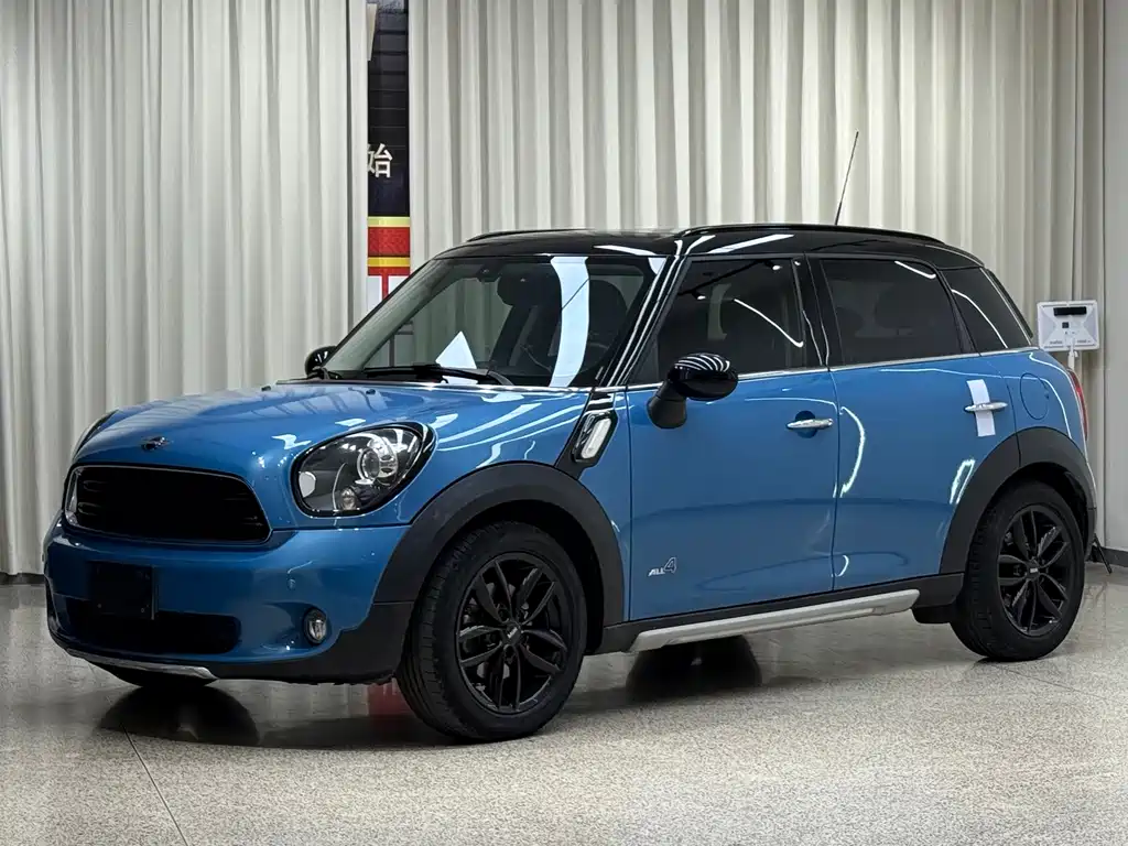 MINI Countryman 2016