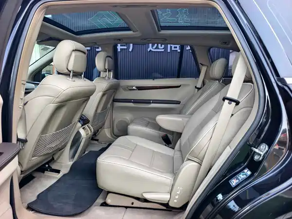 Mercedes-Benz R-Class 2012