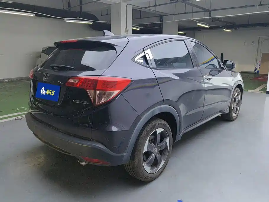 Honda Vezel 2016