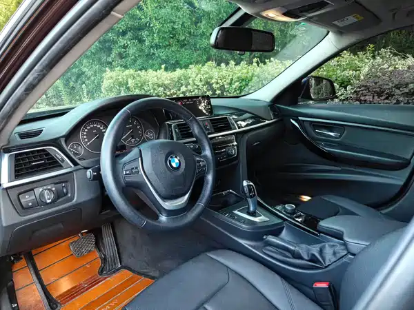 BMW 3 Series 2017