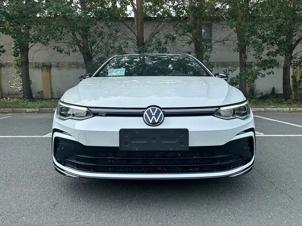 Volkswagen Golf 2023