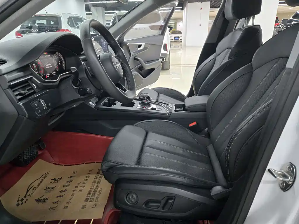 Audi A4L 2021
