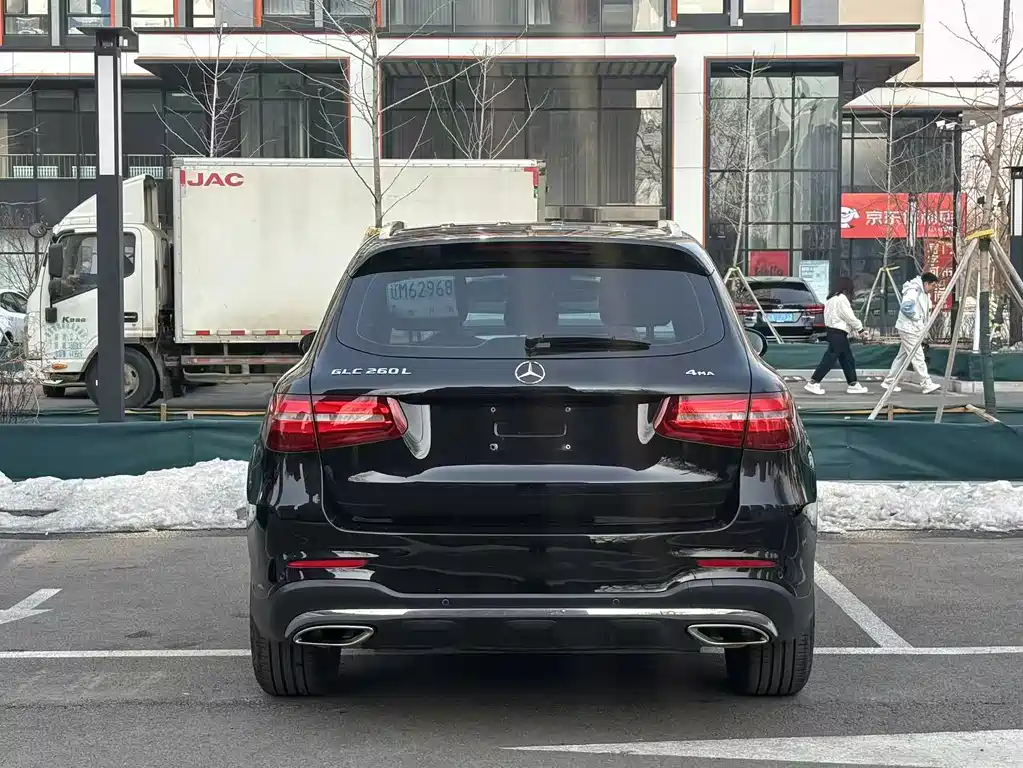 Mercedes-Benz GLC 2019 — фото 12