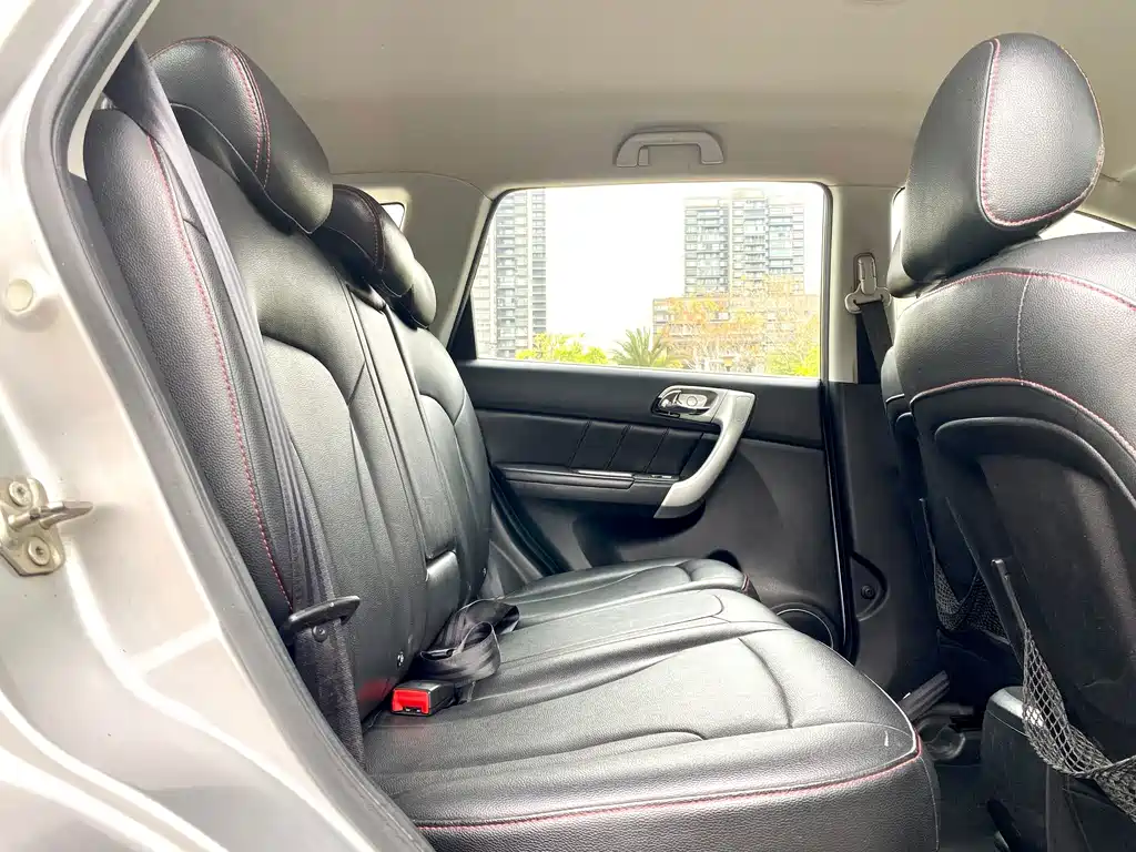 Haval H6 2014 — фото 14