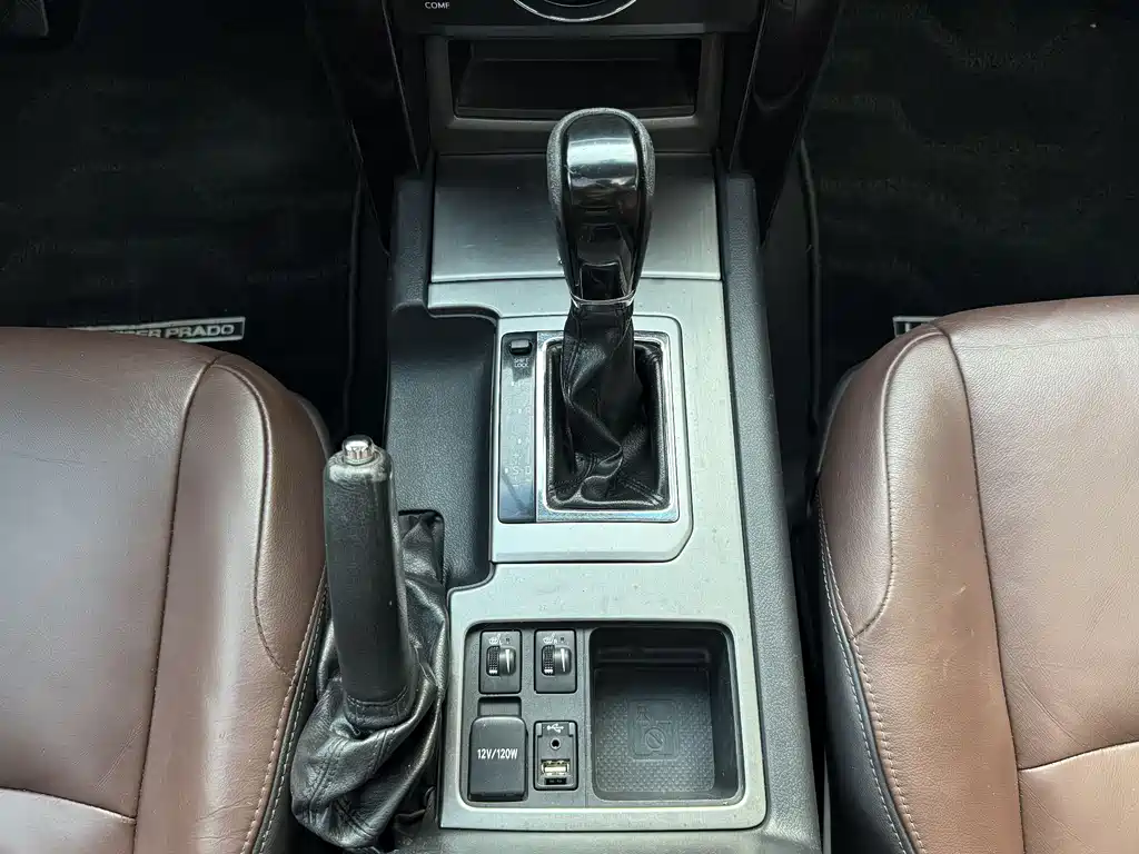 Toyota Prado 2016 — фото 20