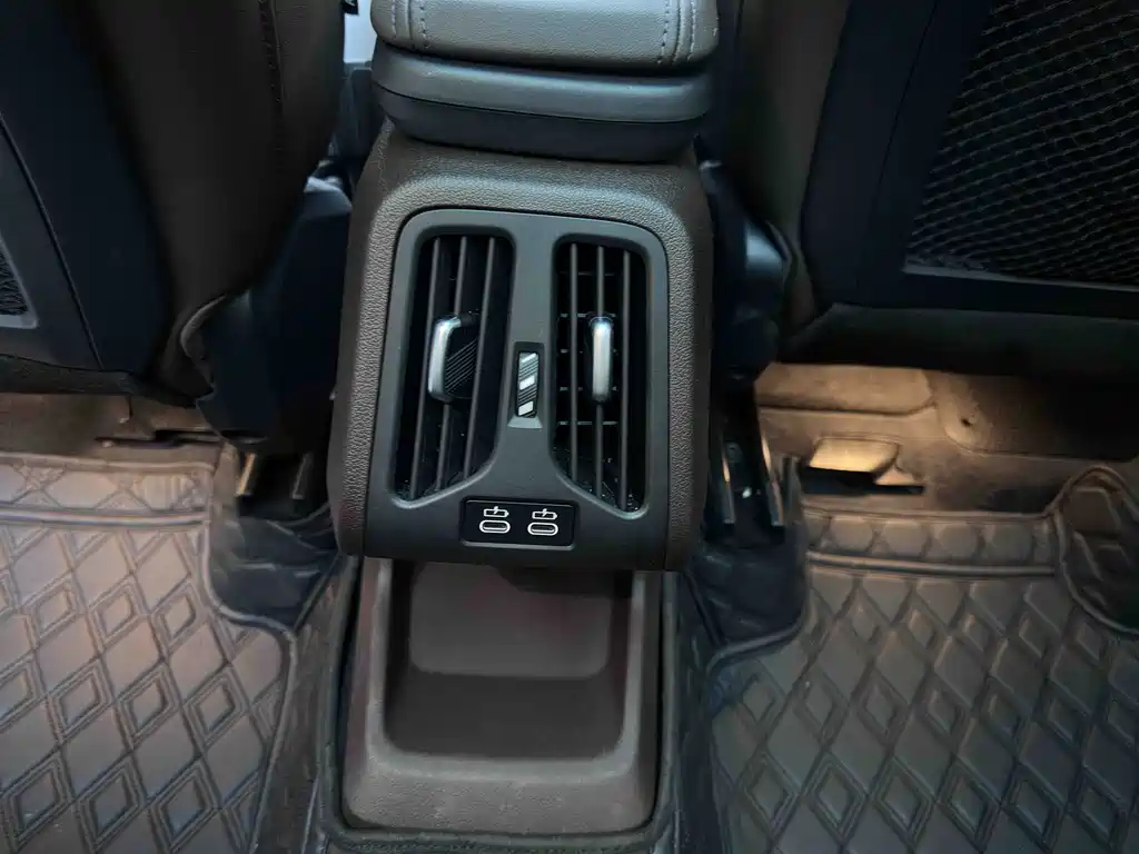 BMW X1 2023 — фото 19