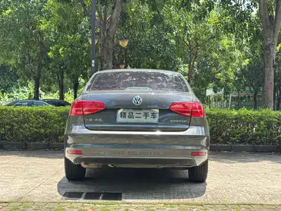 Volkswagen Sagitar 2016