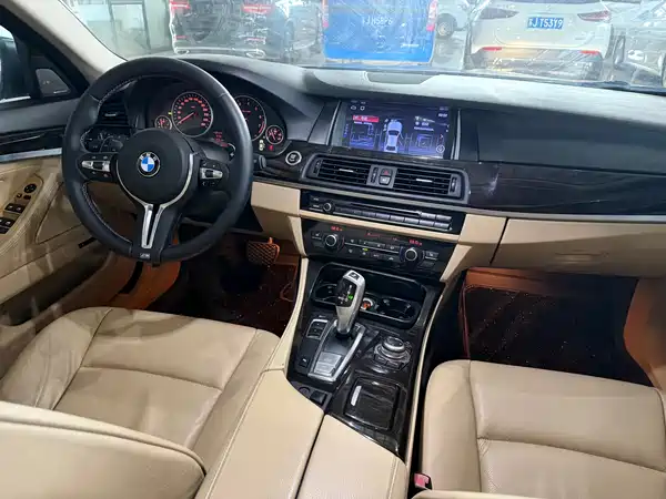 BMW 5 Series 2012