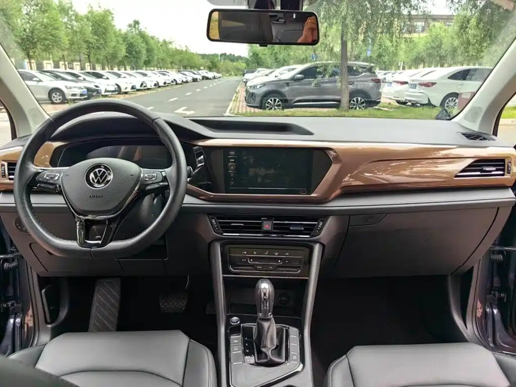 Volkswagen Tharu 2023