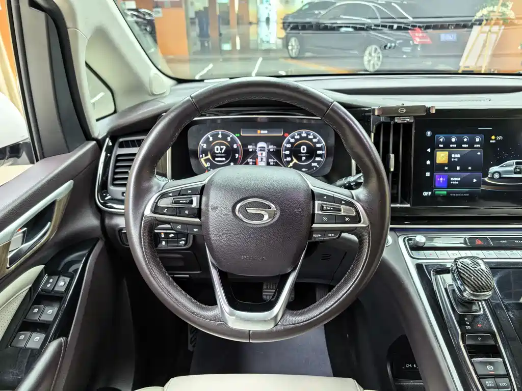 GAC Trumpchi M8 2021 — фото 17