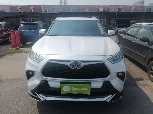 Toyota Highlander 2023