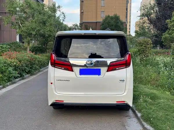 Toyota Alphard 2020