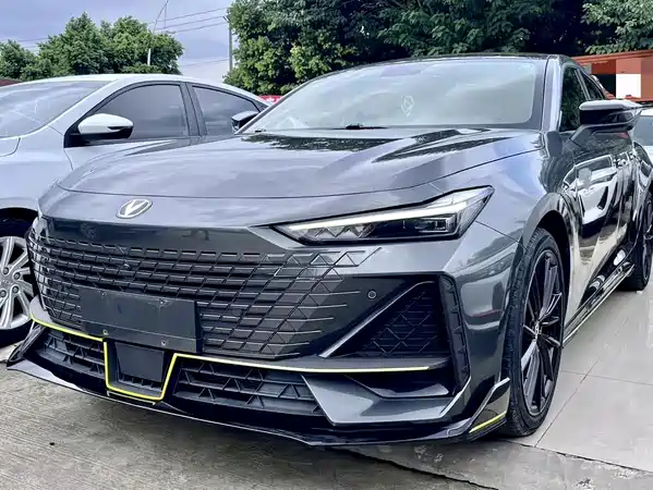 Changan UNI-V 2022