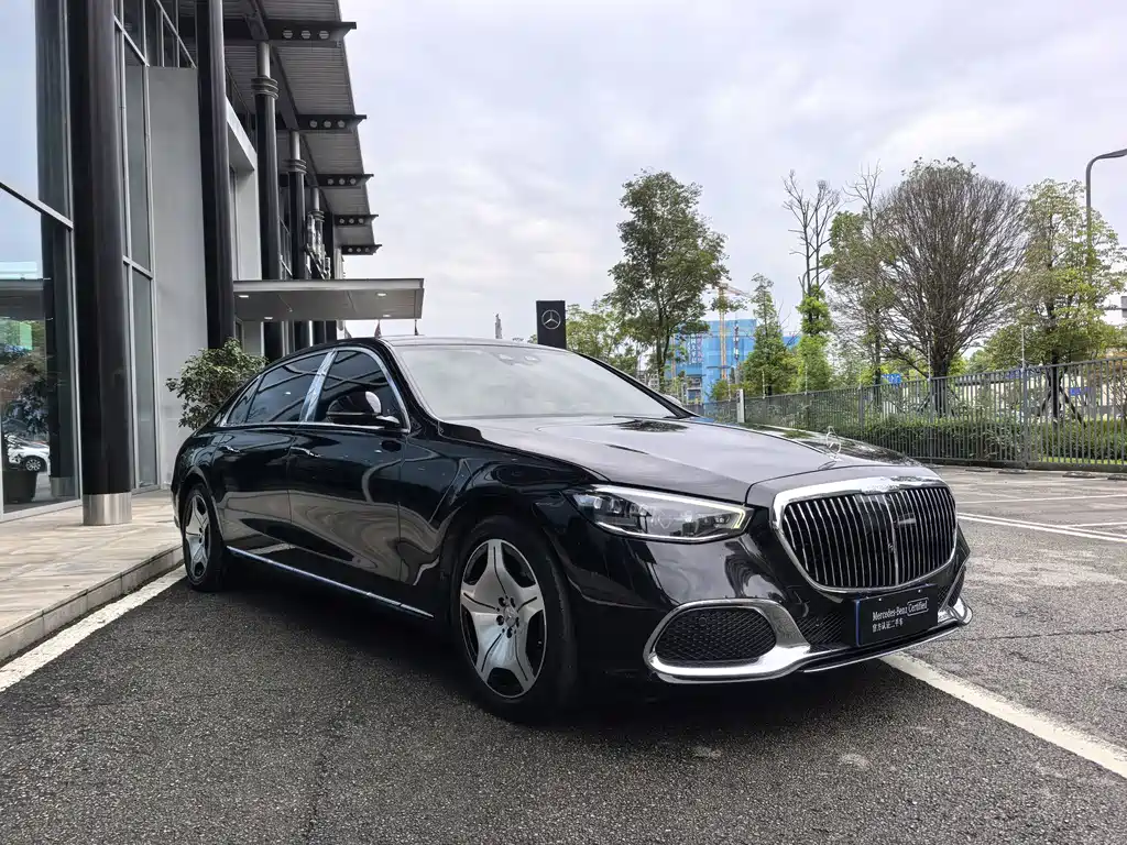Mercedes-Benz Maybach S-Class 2023 — фото 3
