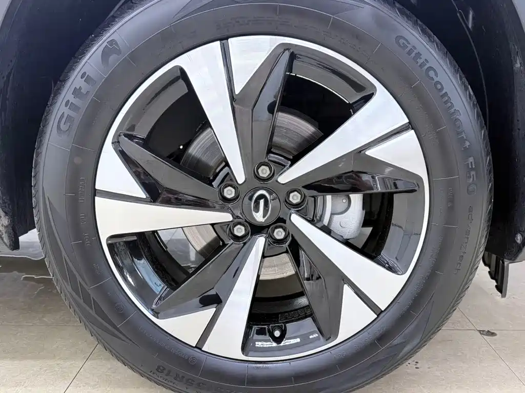 GAC Trumpchi GS4 2022 — фото 23
