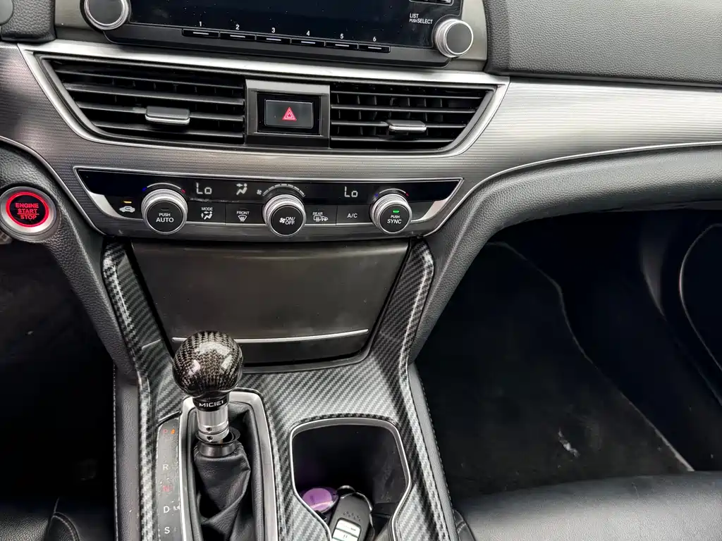 Honda Accord 2020 — фото 12