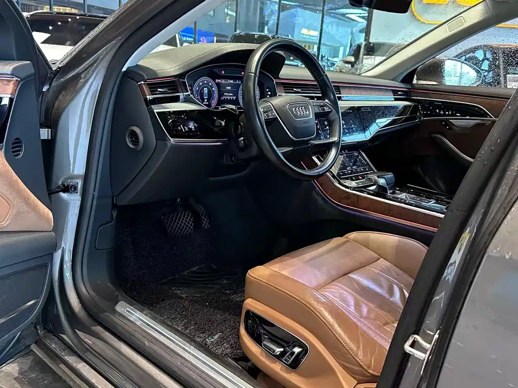 Audi A8 2019