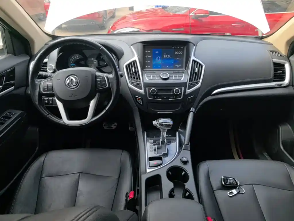 Dongfeng Fengshen AX7 2015 — фото 10