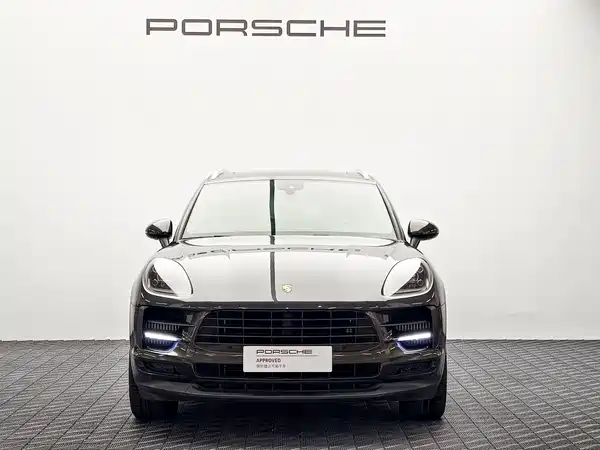 Porsche Macan 2021