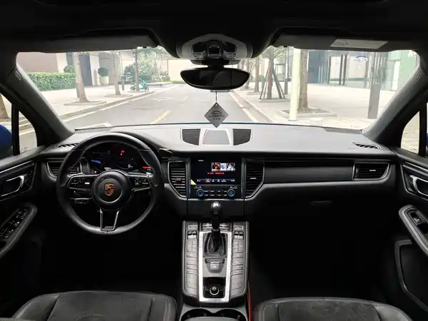 Porsche Macan 2017