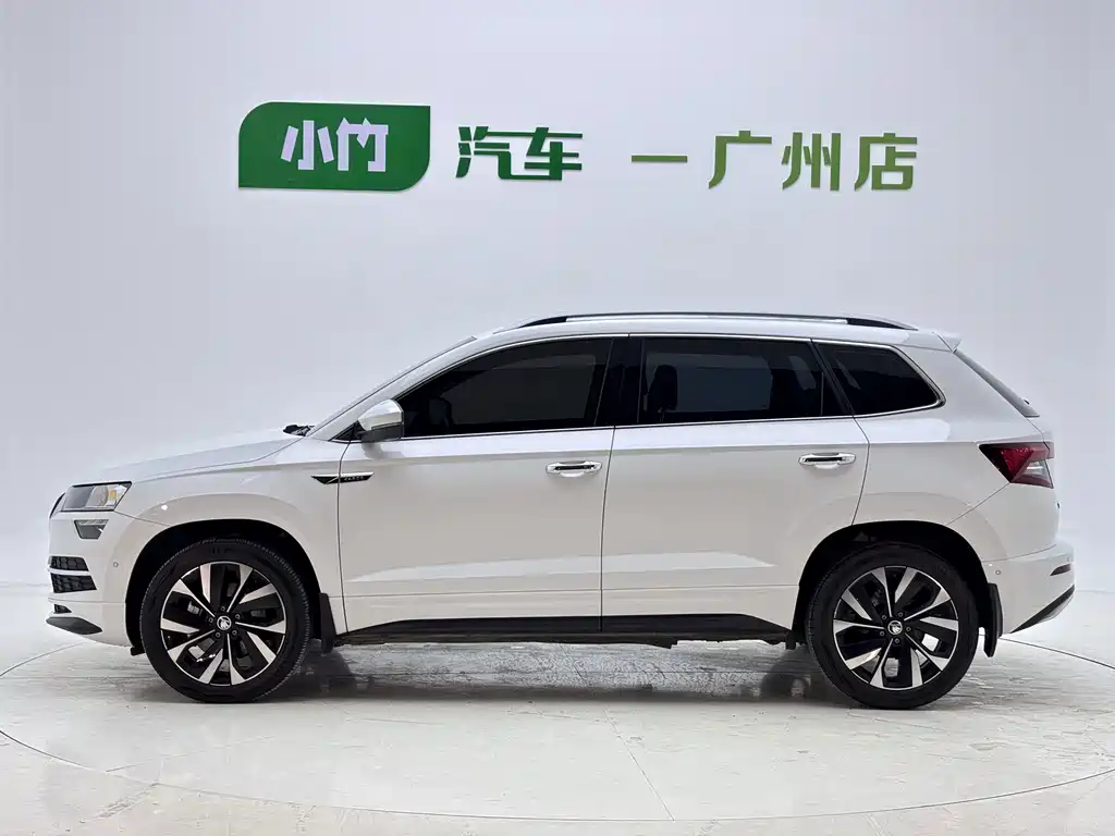 Skoda Karoq 2023 — фото 12